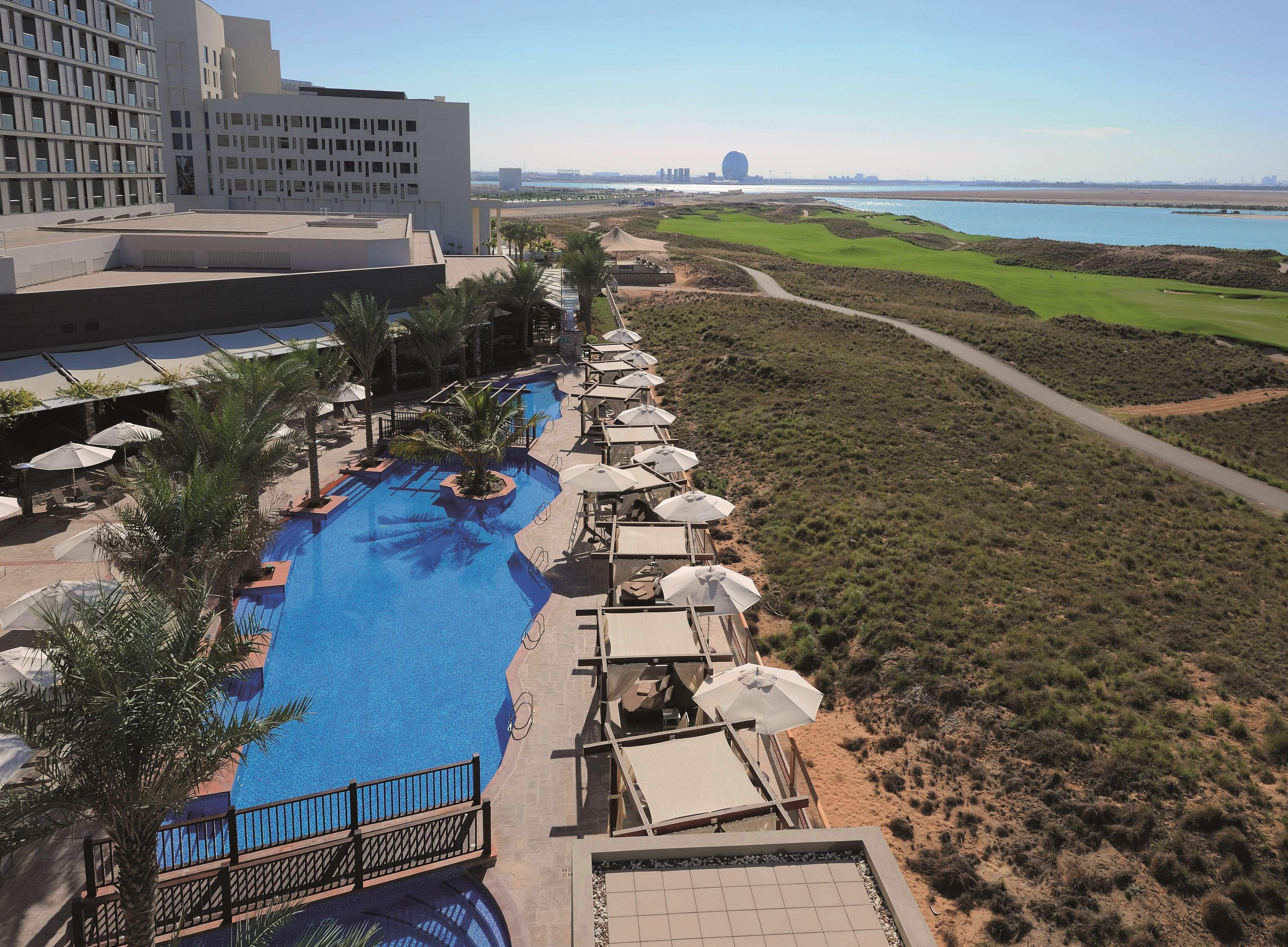 Radisson Blu Hotel, Abu Dhabi Yas Island Exterior foto